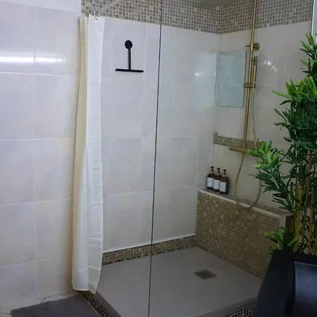 Charme Rare Sous Les Voutes *