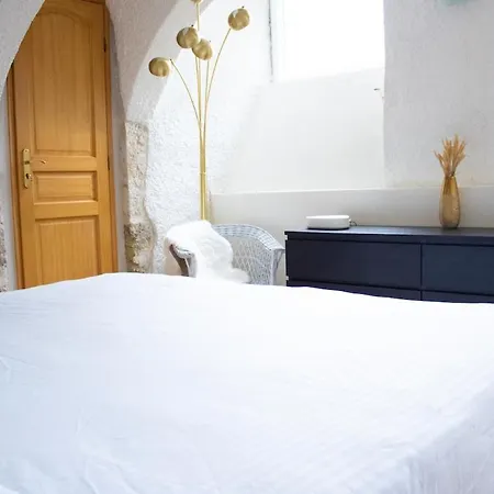 Charme Rare Sous Les Voutes