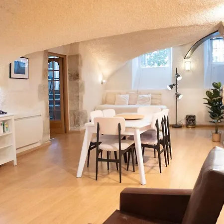 Charme Rare Sous Les Voutes * 鲁瓦亚